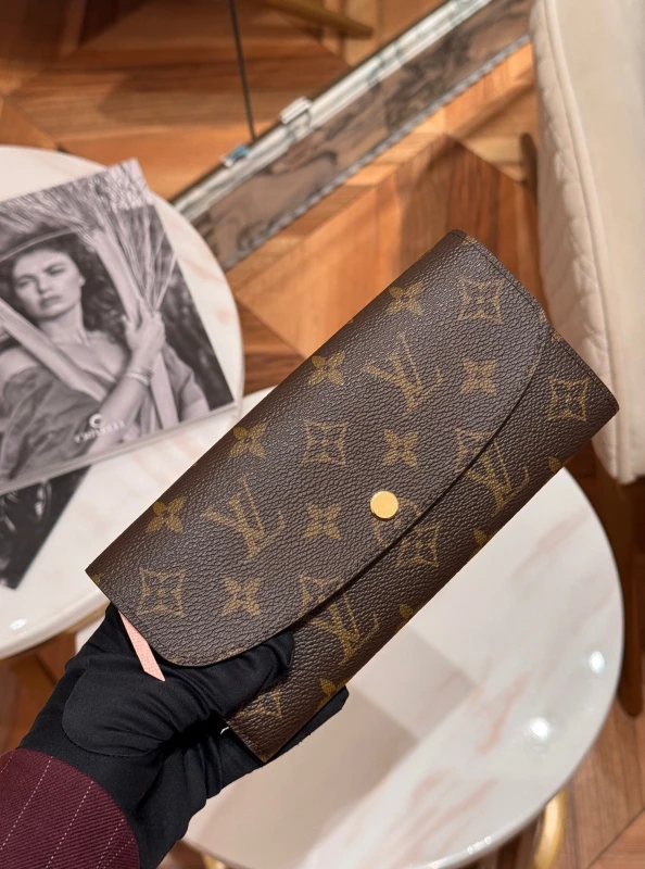Louis Vuitton Emilie Wallet M61289 8