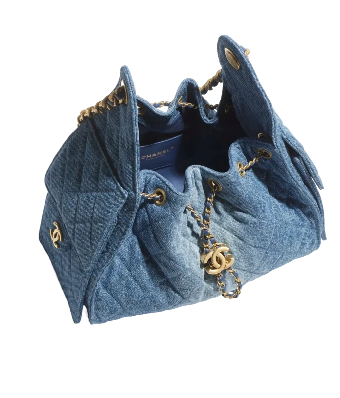 Chanel 25 Small Handbag AS5293-B23556-U7740 2