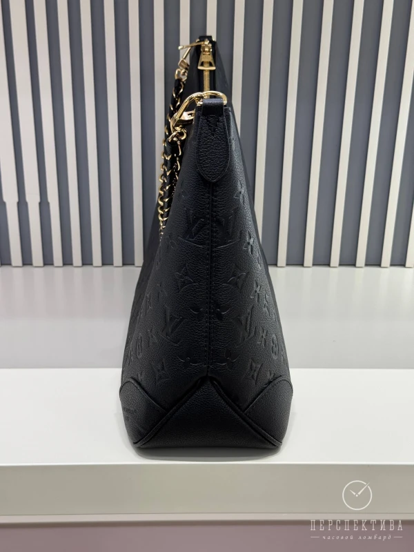 Louis Vuitton Boulogne GM M13706 9