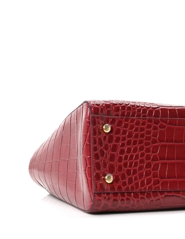 Chanel CROCODILE EMBOSSED CALFSKIN DARK BURGUNDY Small shopping bag 5