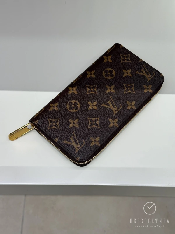 Louis Vuitton Zippy Wallet M42616 7