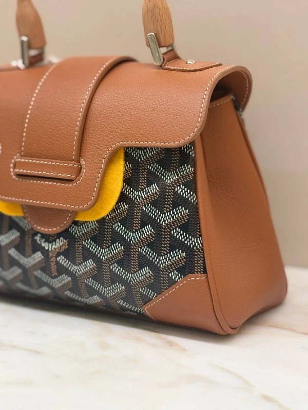 GOYARD Saïgon Souple Mini Bag SAIGONMINTY01CL03P 5