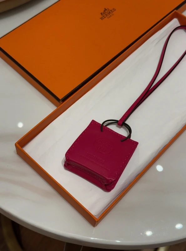 Hermès Charme Bag (В АССОРТИМЕНТЕ) Charm 4