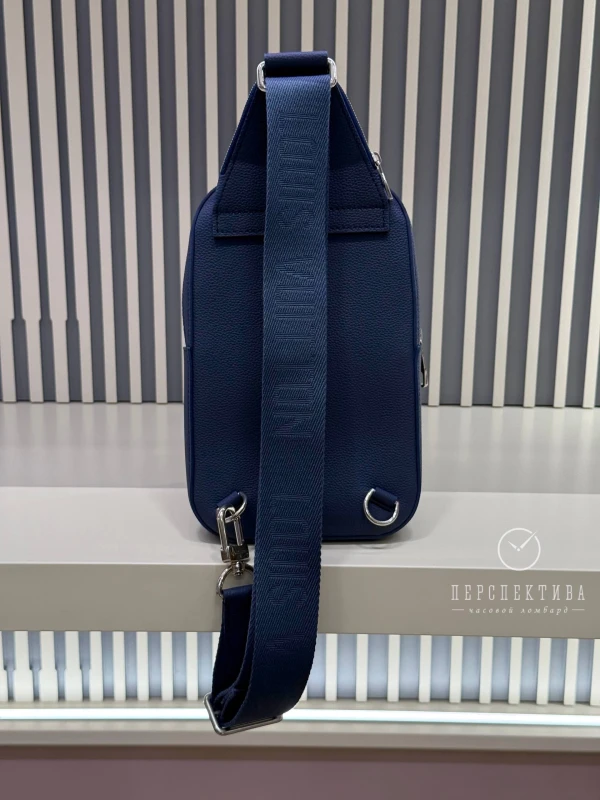 Louis Vuitton Avenue Slingbag PM Navy М15269 8