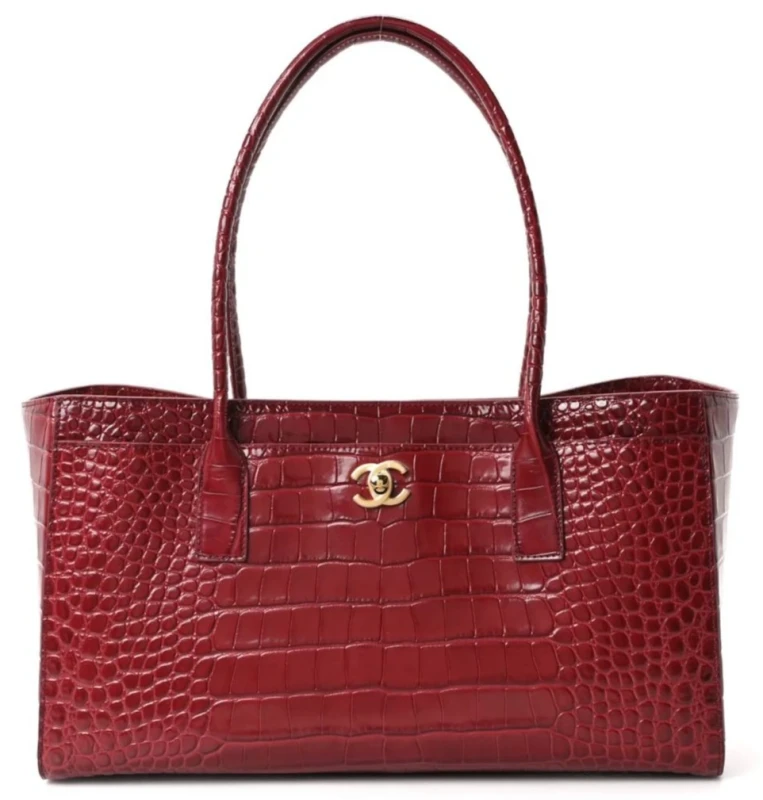 CROCODILE EMBOSSED CALFSKIN DARK BURGUNDY