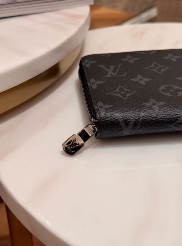 Louis Vuitton Zippy Organiser M82081 3