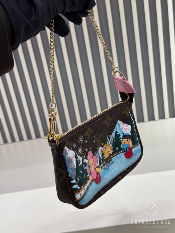 Louis Vuitton Mini Pochette Accessoires Pouch M12205 7