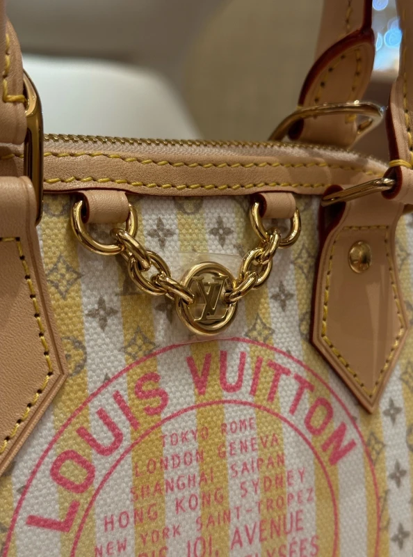 Louis Vuitton Alma BB M28672 5