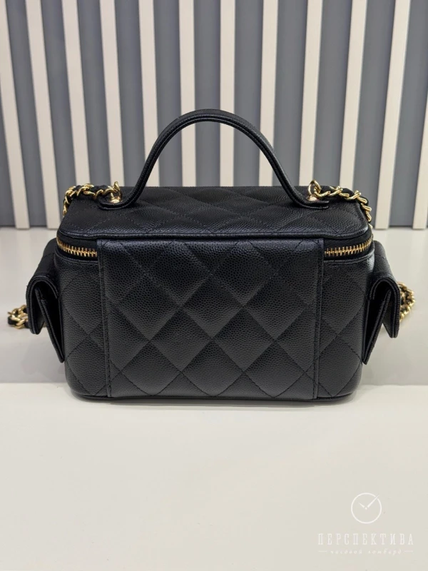 Chanel Vanity Clutch With Gold Chain Pockets Black ap3017b1364994305 7