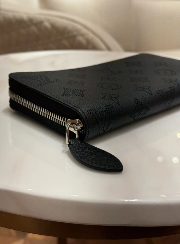Louis Vuitton Zippy Wallet M61867 3