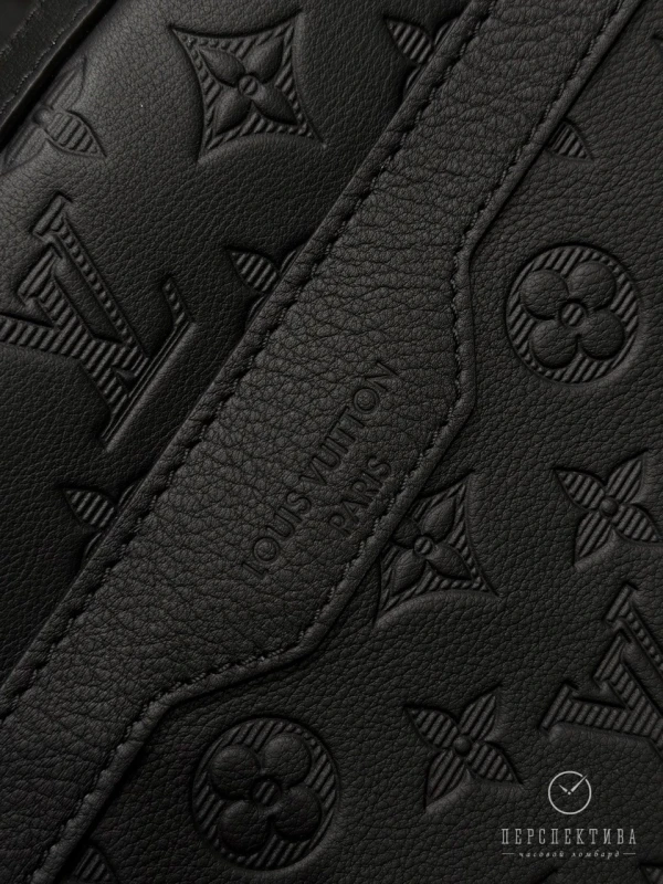 Louis Vuitton Trio Messenger M46602 4