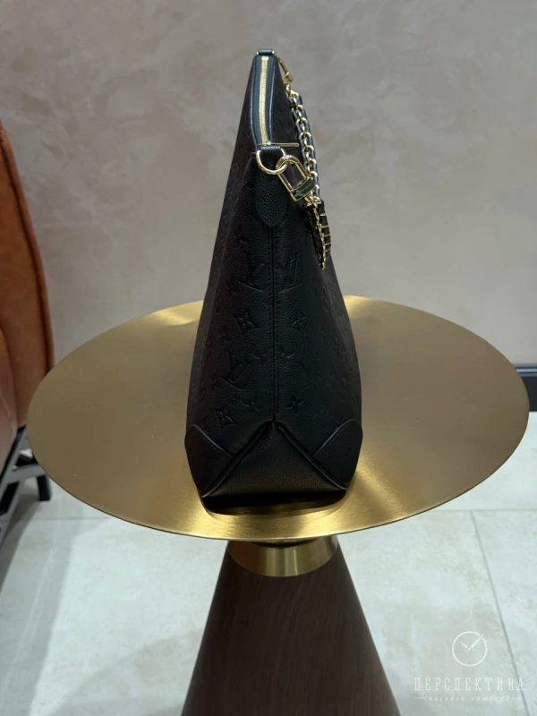 Louis Vuitton Boulogne GM M13706 4