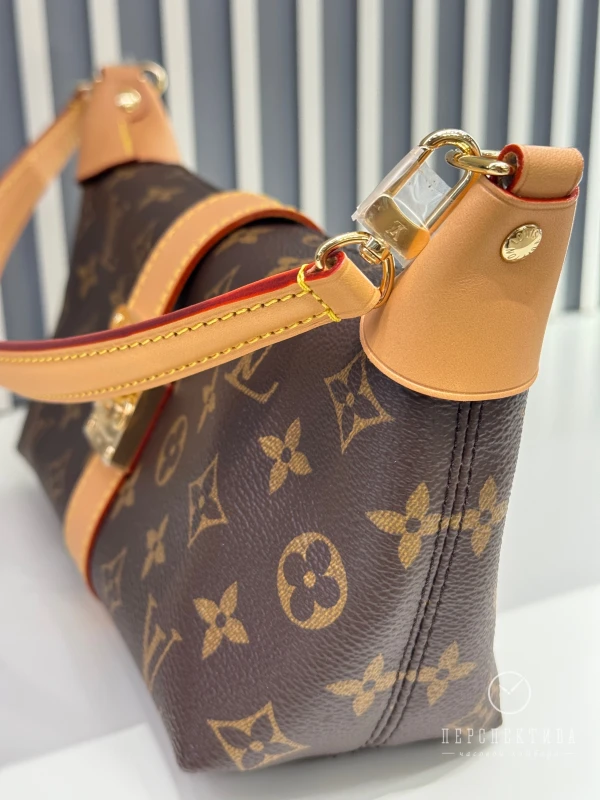 Louis Vuitton Pochette Mia M26191 3