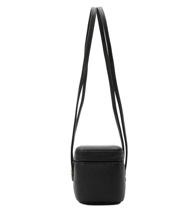 Chanel Long Vanity with Leather Strap Black AP5067-B2320-491305 3