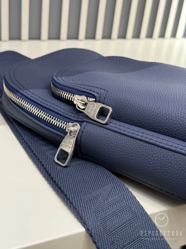 Louis Vuitton Avenue Slingbag PM Navy М15269 5