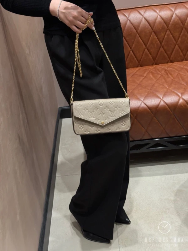 Louis Vuitton Pochette Félicie M82609 2