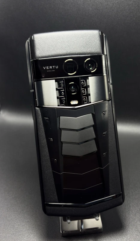 Vertu Agent Q - Supercar Edition (Black) AQ SE Black 8