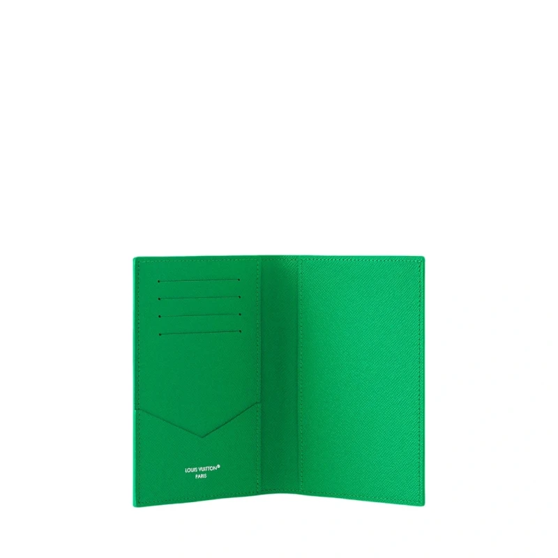 Louis Vuitton Passport Cover M14875 3