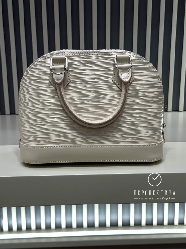 Louis Vuitton Alma BB M14432 6