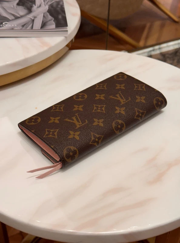 Louis Vuitton Emilie Wallet M61289 4