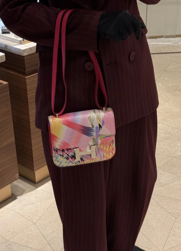 Hermès CONSTANCE 18 VEAU SWIFT ROSE MEXICO / MARBLE SILK PHW C18SILK 7