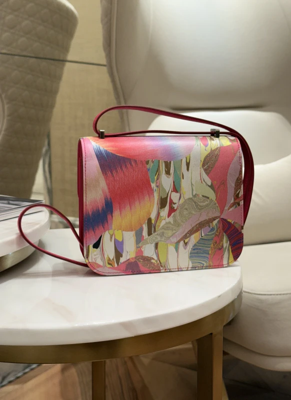 Hermès CONSTANCE 18 VEAU SWIFT ROSE MEXICO / MARBLE SILK PHW C18SILK 3