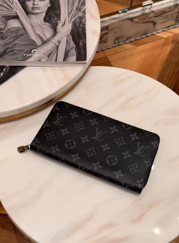 Louis Vuitton Zippy Organiser M82081 2