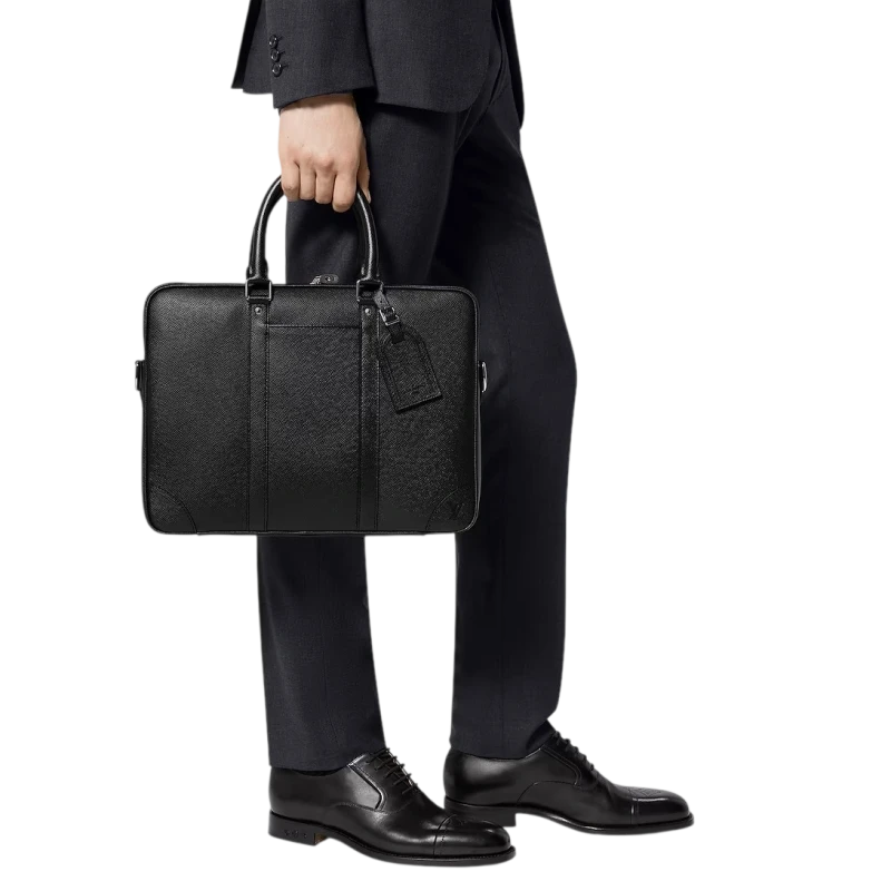 Louis Vuitton Porte-Documents Voyage PM M30925 2