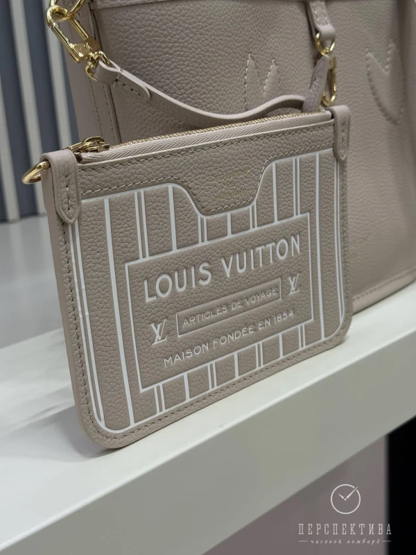 Louis Vuitton Neverfull Bandoulière Inside Out BB M25657 4