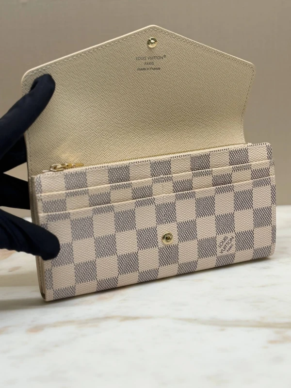Louis Vuitton Sarah Wallet N63208 5