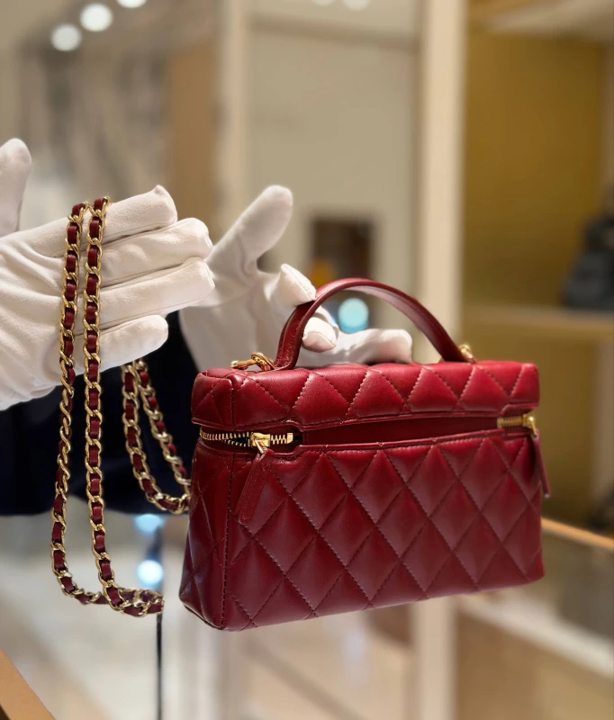 Chanel Bordeaux Lambskin Vanity With Chain AP5049B 7