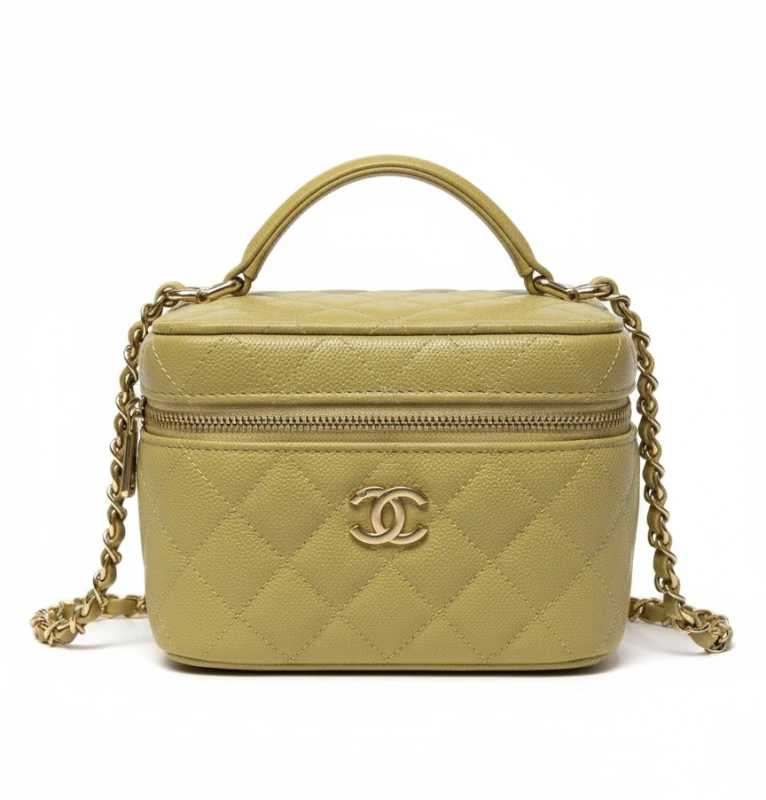 Chanel Vanity Chain chvch 1