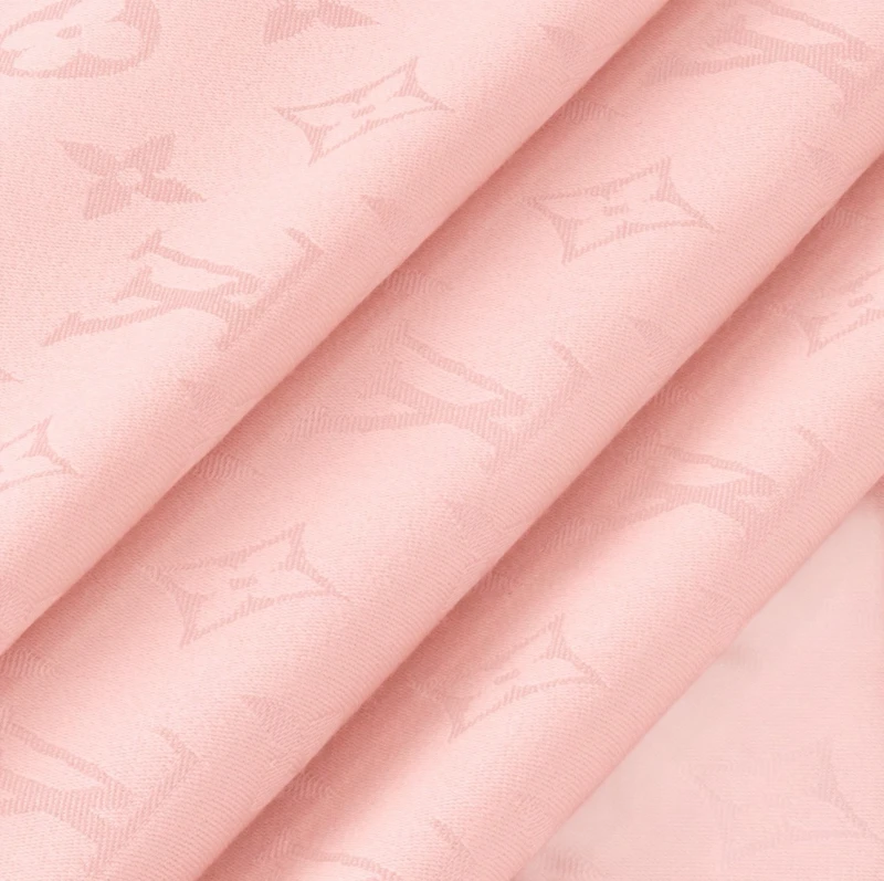 Louis Vuitton Monogram Classic Shawl M96988 3