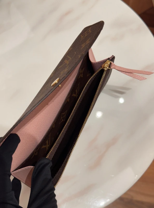 Louis Vuitton Emilie Wallet M61289 7