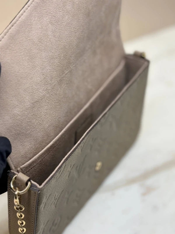 Louis Vuitton Pochette Félicie M82609 4