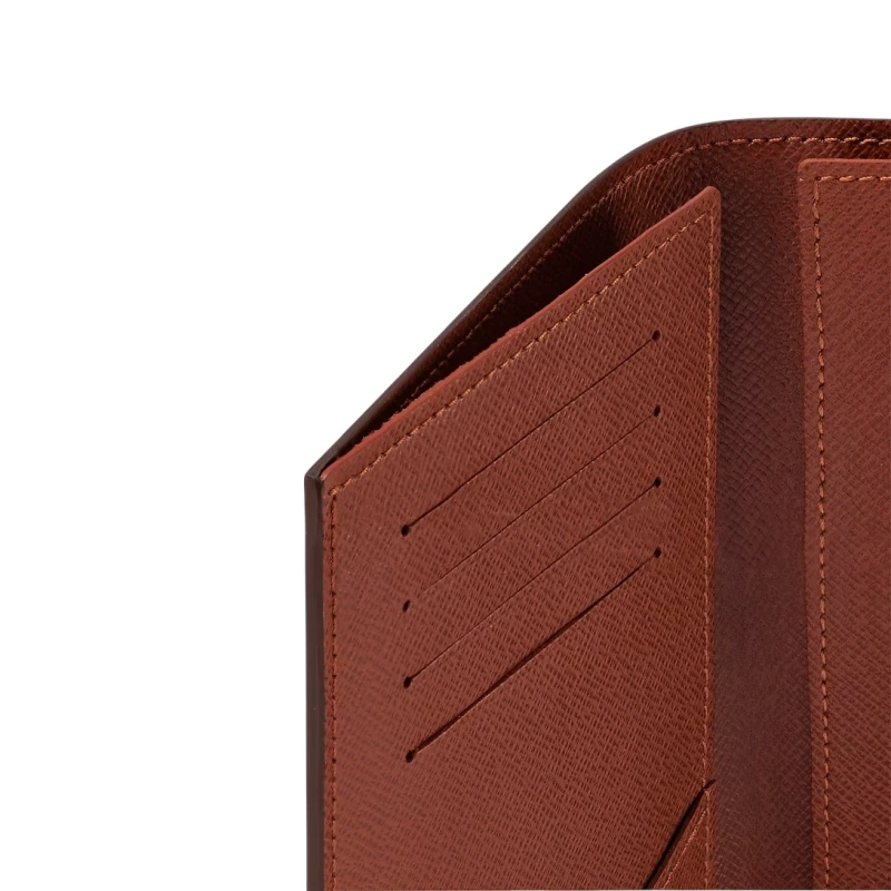 Louis Vuitton Passport Cover M64502 4