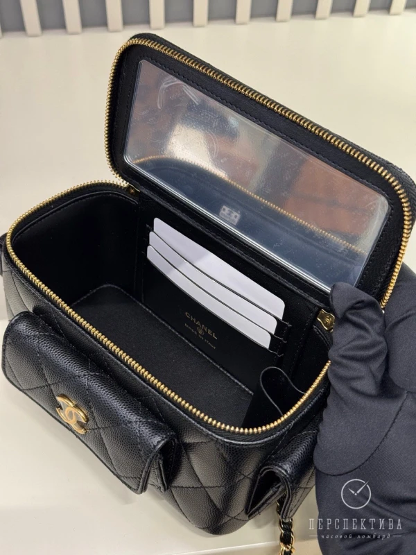 Chanel Vanity Clutch With Gold Chain Pockets Black ap3017b1364994305 4