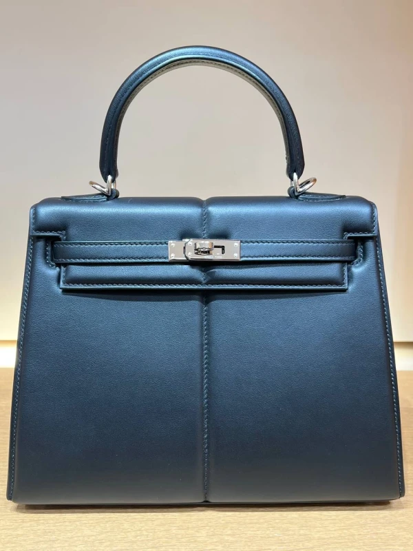 Hermès KELLY PADDED 25 ( limited edition) VEAU SWIFT NOIR GHW K25paddedNG 2