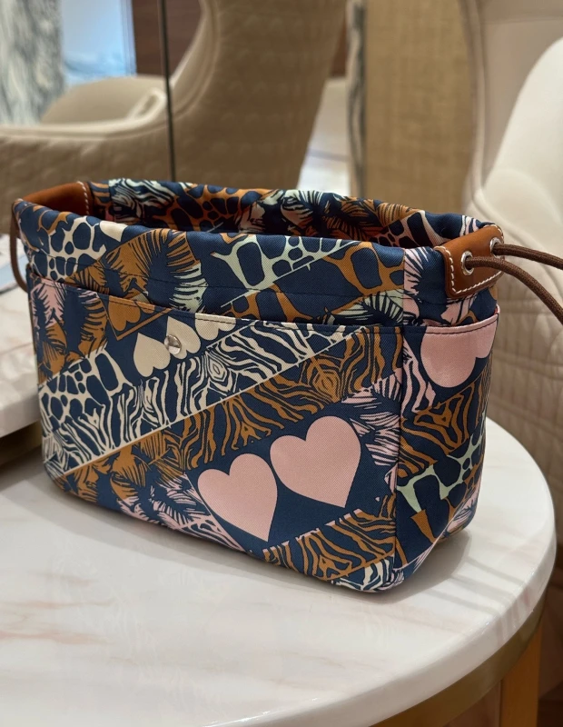 Hermès Handbag pouch H086578CKAA 3