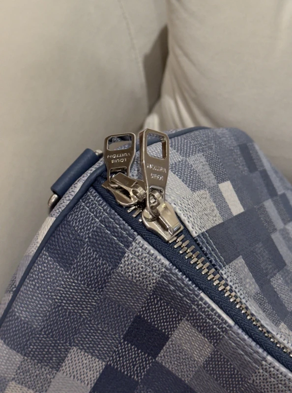 Louis Vuitton Keepall Bandoulière 50 M28842 8