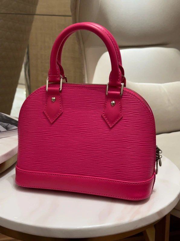 Louis Vuitton Alma BB M28902 6
