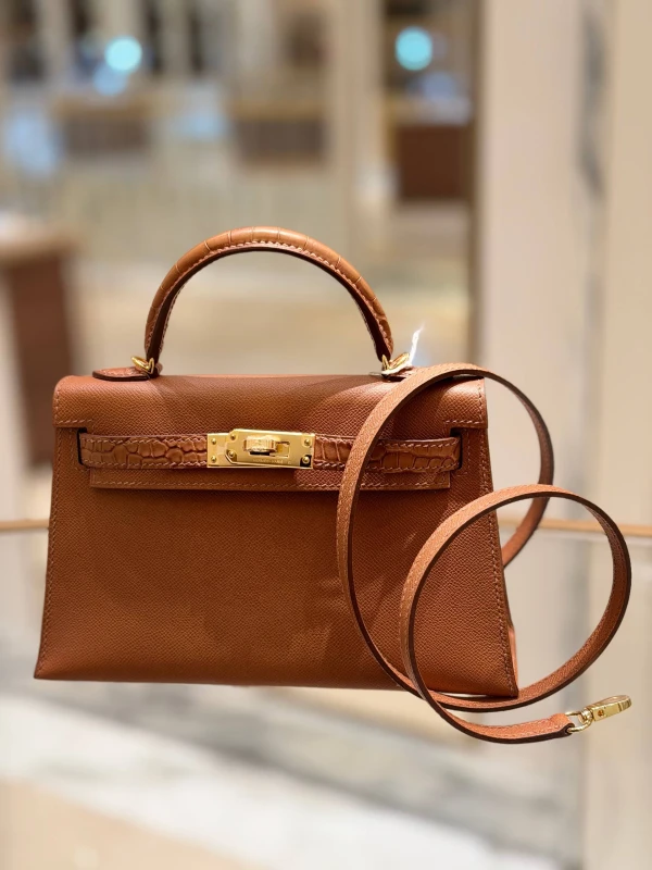 Hermès KELLY MINI TOUCH 20 ALLIGATOR MATTE  / VEAU MADAME GOLD GHW K20TOUCH 3