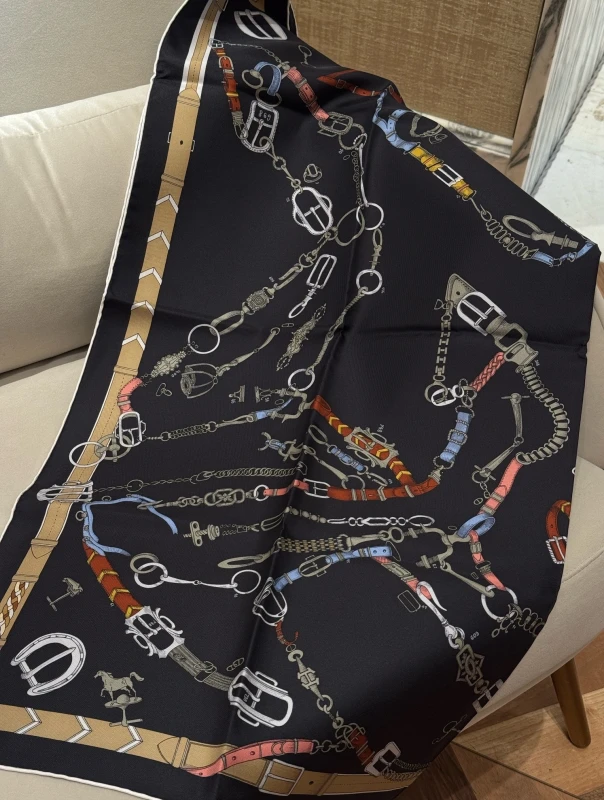 Hermès Les Chevaux Dechaines scarf 90 scarf 5