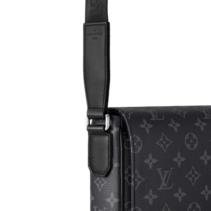Louis Vuitton District PM M46255 5