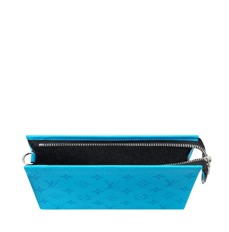 Louis Vuitton Gaston Wearable Wallet  Taigarama M27647 4