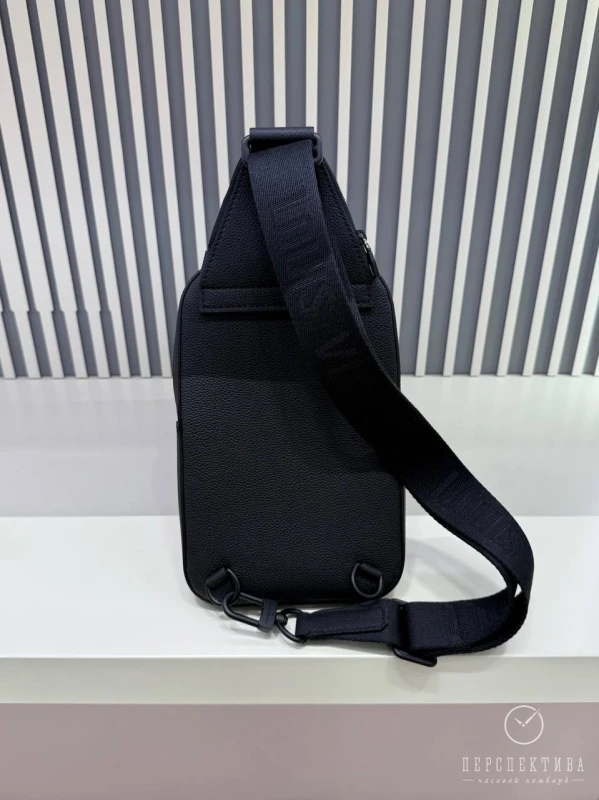 Louis Vuitton Avenue Slingbag PM M15255 5