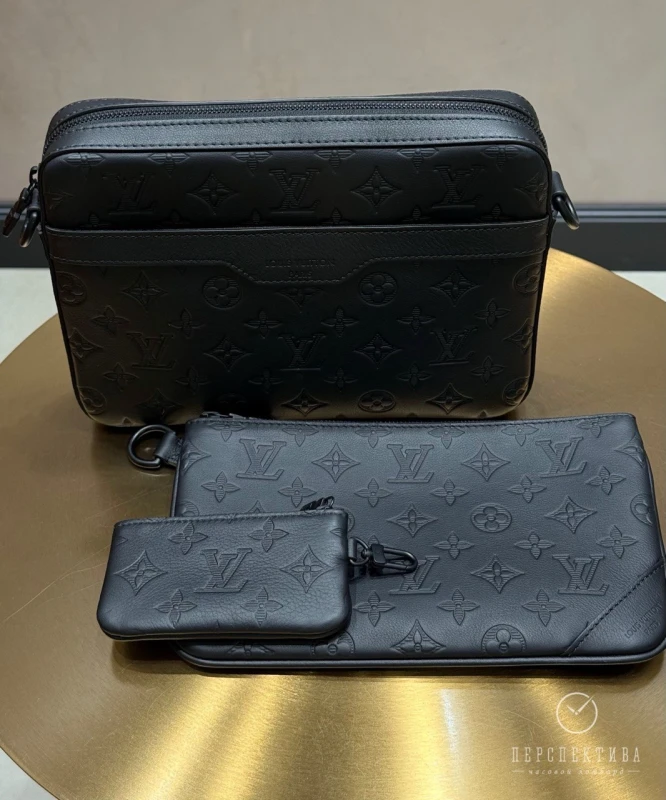 Louis Vuitton Trio Messenger M46602 2