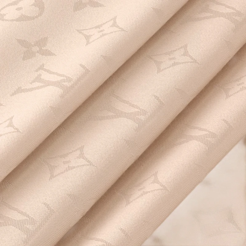 Louis Vuitton Monogram Classic Shawl M96978 3