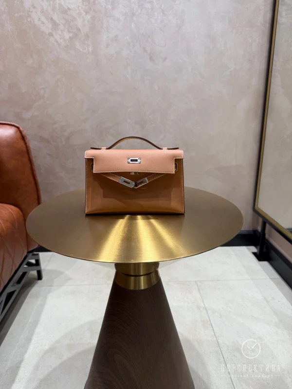 Hermès KELLY POCHETTE VEAU SWIFT GOLD PHW KPSG 5