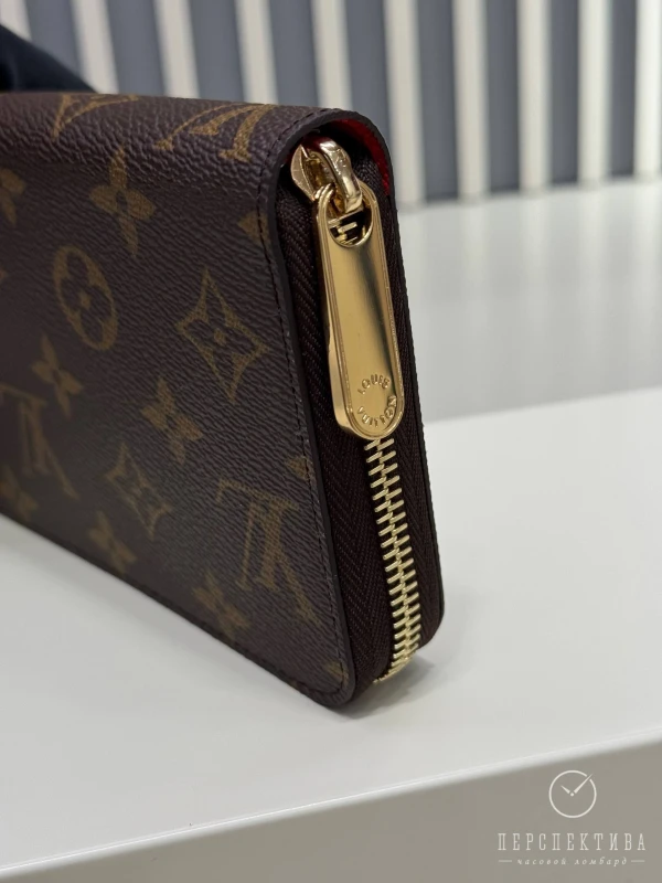 Louis Vuitton Zippy Wallet M41896 9